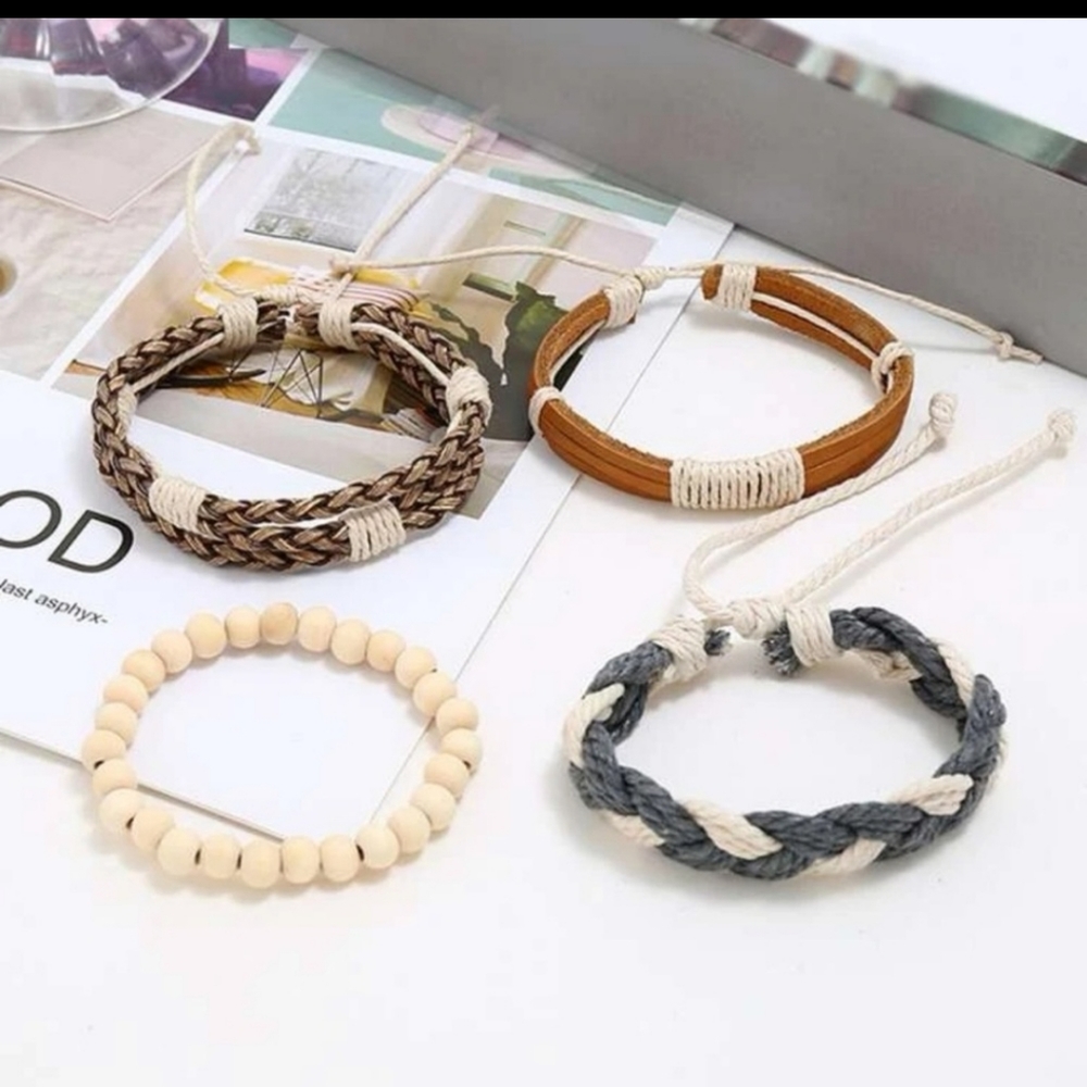 Beachy bracelet stack - Picture 2 of 5